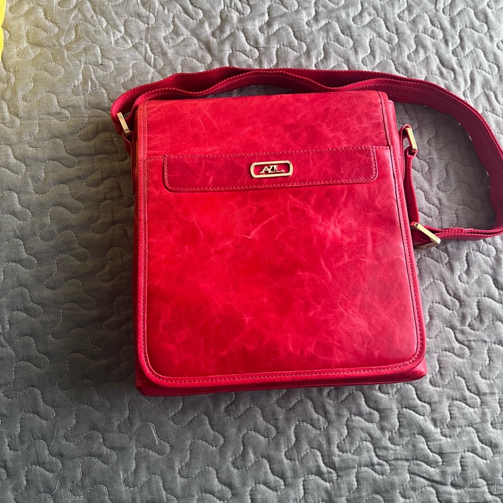 Lazzaro AYL Red Distressed Leather Crossbody Bag